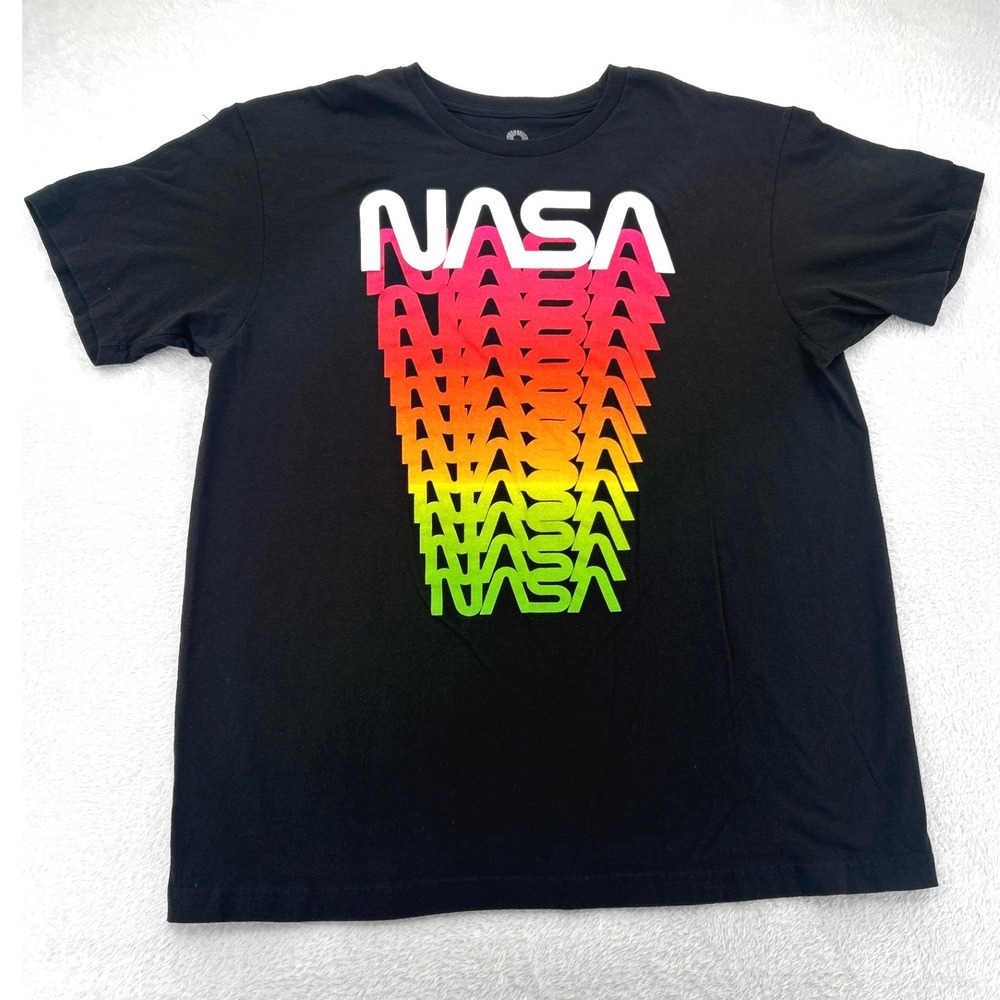 NASA Rainbow Gradient Graphic Tee Mens T-Shirt XL‎ Black Colorful Akademiks